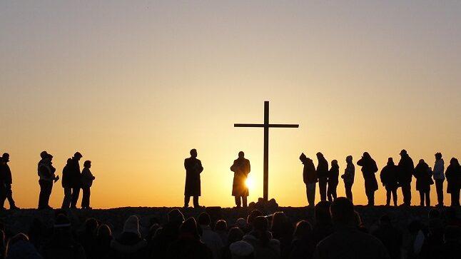 Indemn la rugăciune pentru unitate: Puterea credinței în comunitate - Alte Nevoi