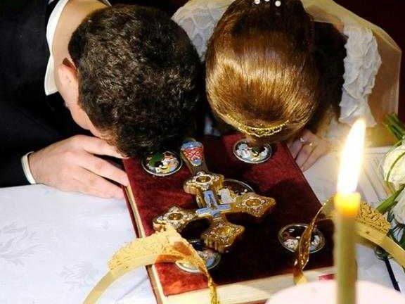 Rugăciunea Familiei: Puterea și Importanța În Viața Cotidiană - Familie
